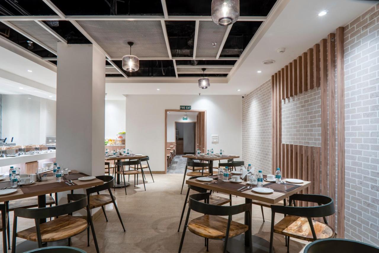 Le Roi Express Paharganj Hotell New Delhi Exteriör bild
