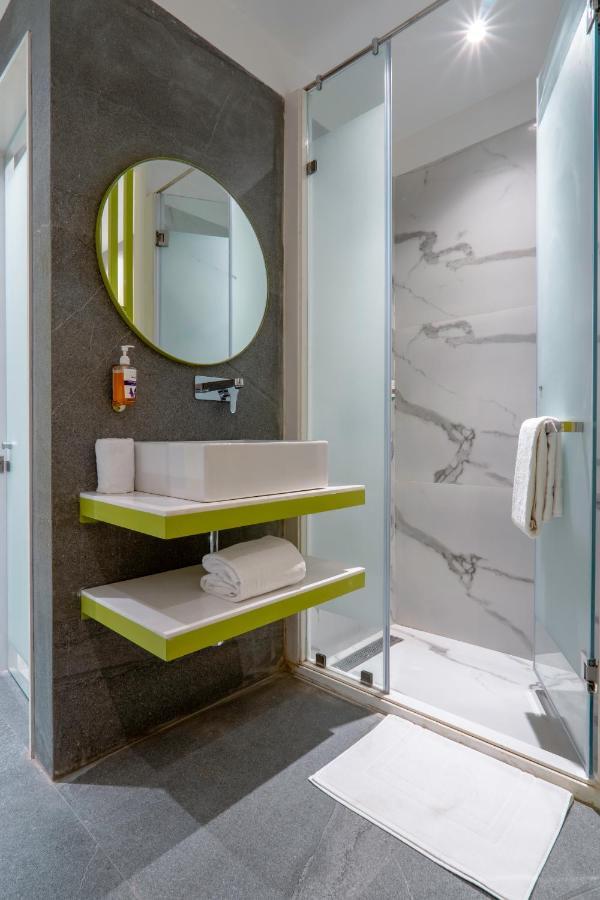Le Roi Express Paharganj Hotell New Delhi Exteriör bild